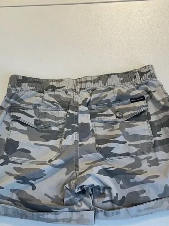 Social Standard Pants - Social Standard Women's Camouflage Chino Shorts Cuff Gray Size L Relaxed